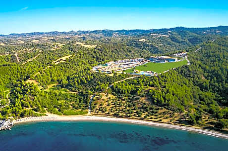 Ajul Luxury Hotel & Spa Resort, a Registry Hotel Collection