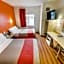 Motel 6-Brampton, ON - Toronto