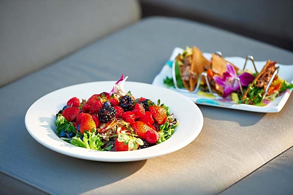 DoubleTree By Hilton Hotel Dallas Market Center