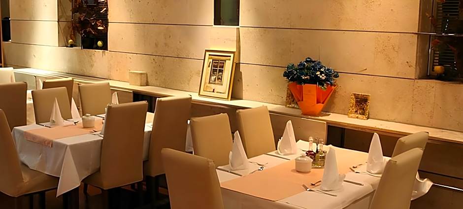 Hotel Astra