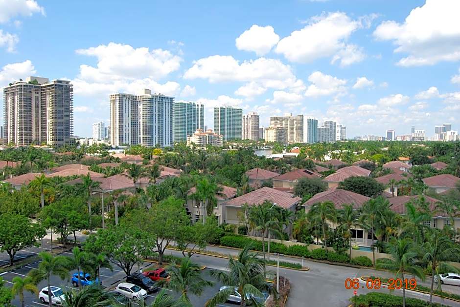 Ocean Reserve Piso 7 STR-310