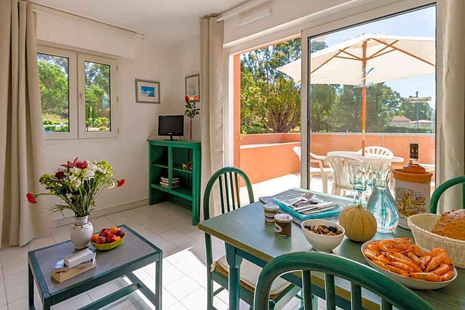 Lagrange Vacances Le Domaine des Grands Pins