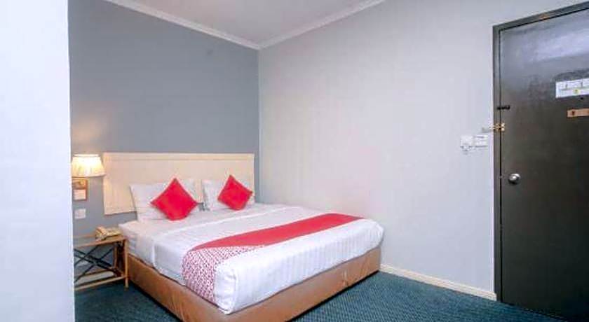 OYO 563 Jockey Lodge Hotel