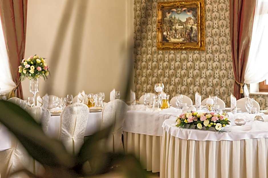 Leśna Perła - Restauracja i Pokoje Hotelowe
