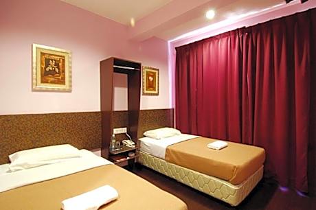 Deluxe Twin - 2 Single Beds