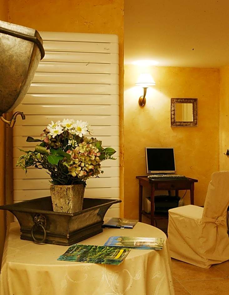 Clos La Boëtie & Spa