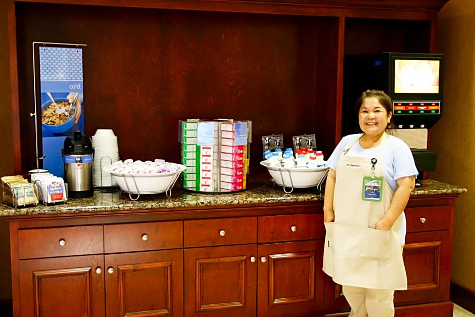 Hampton Inn and Suites Fredericksburg