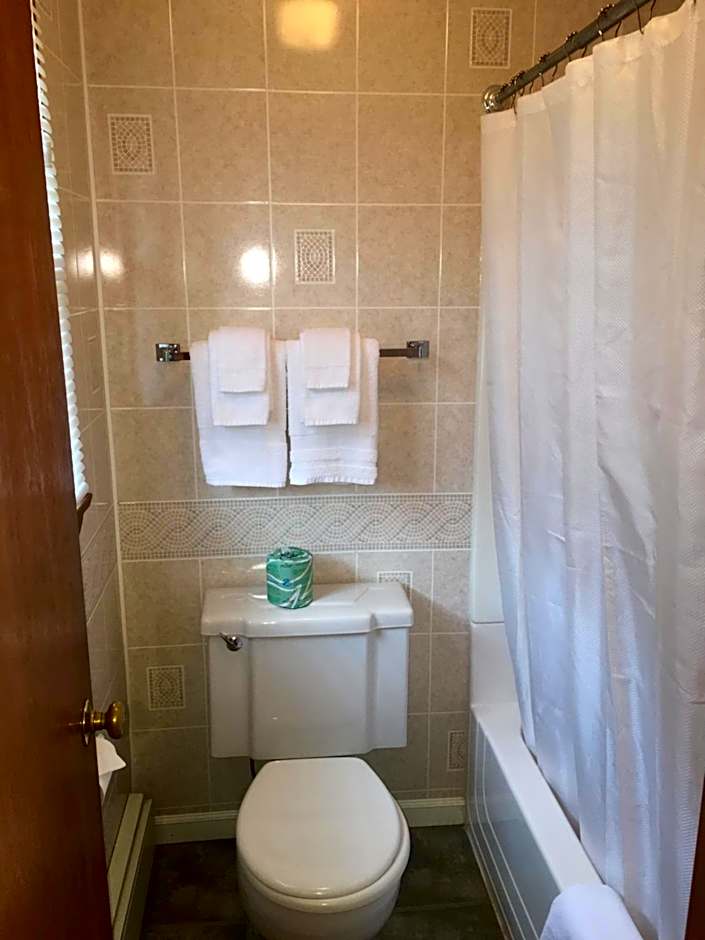 Stonybrook Motel & Lodge
