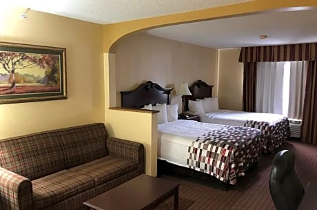 Suite 2 Queen Beds Non-Smoking