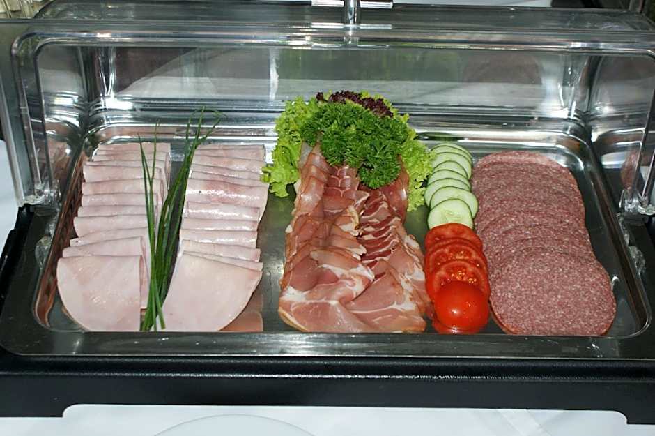 Hotel Rühen, 24 Stunden Check in, Küche, kostenfreie Parkplätze