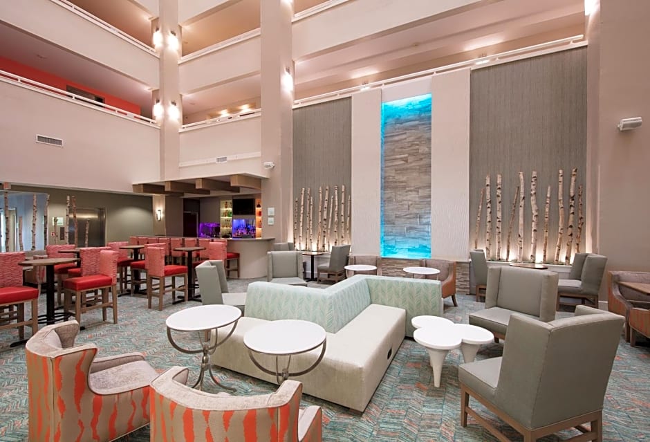 Holiday Inn Hotel & Suites Lake City, an IHG Hotel