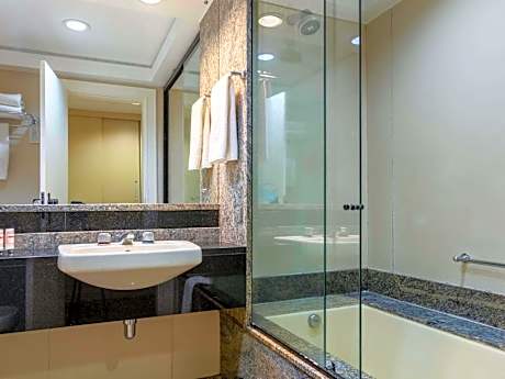Executive King Suite