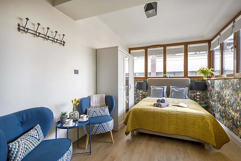 Aparthotel Pawia Deluxe- 10 min to center