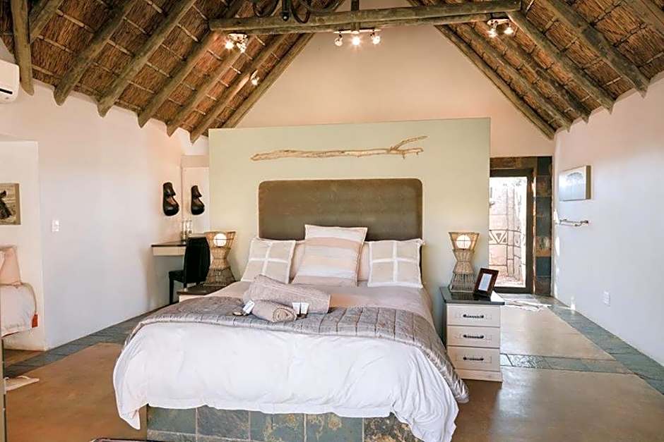 Tshukudiba Game Lodge