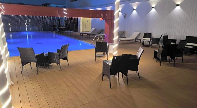 Carnelian Muscat - Airport Hotel