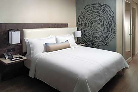 King Room with Pool View