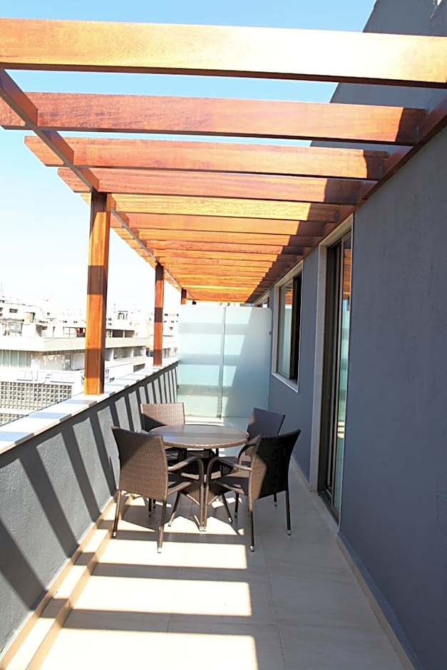 Photo 1 of 4 of Premium, Balcony