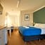 Bay House Motel
