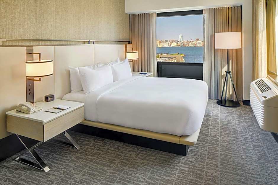 DoubleTree By Hilton Hotel Jersey City