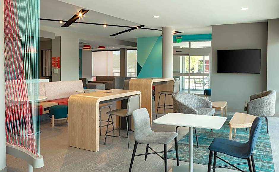 Avid Hotels Madison - Monona By IHG
