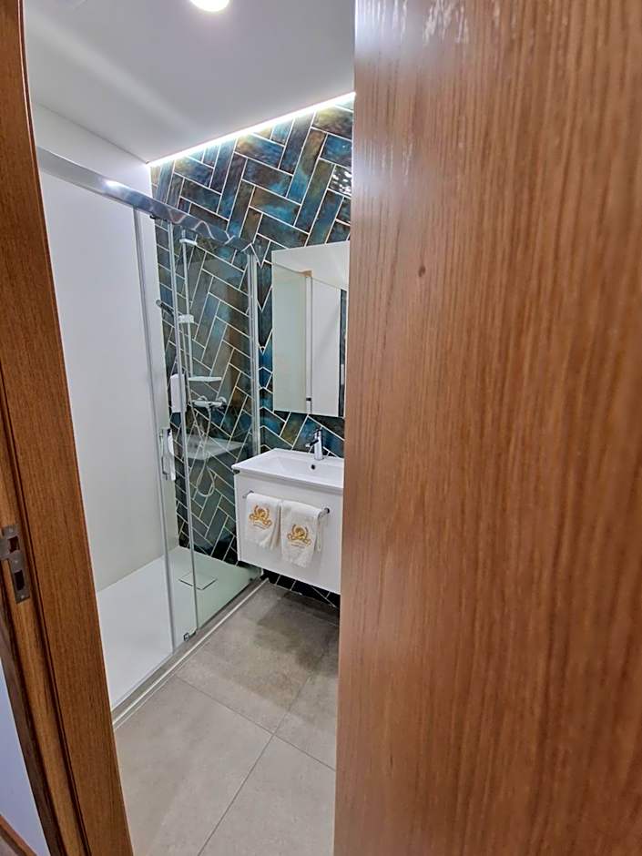 Soldouro Train Suites