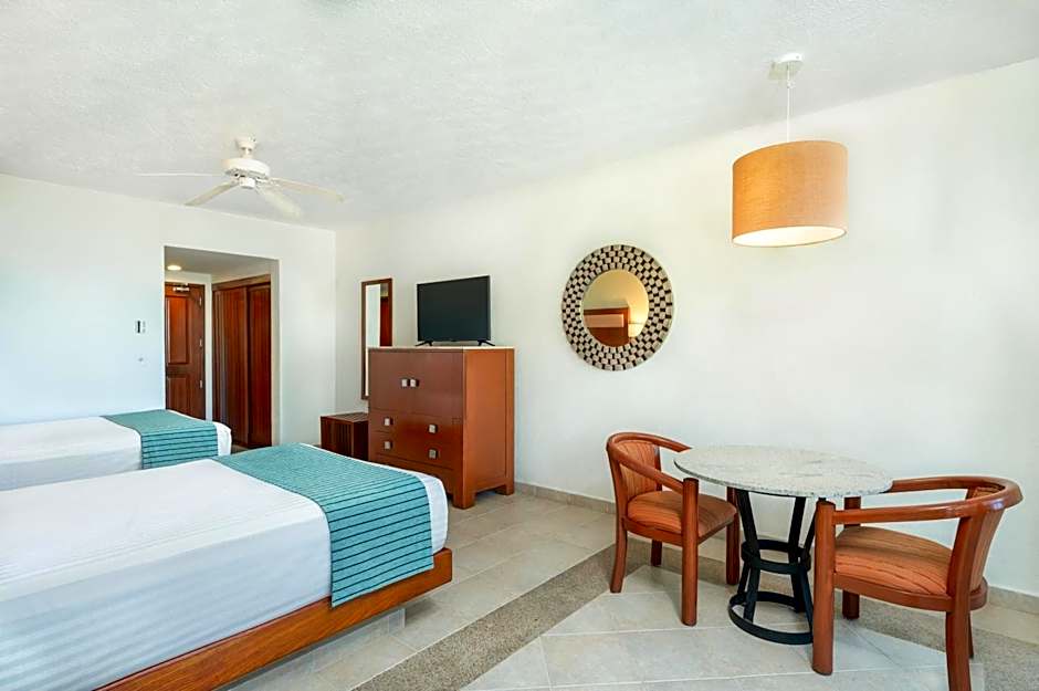 GR Solaris Lighthouse - All Inclusive
