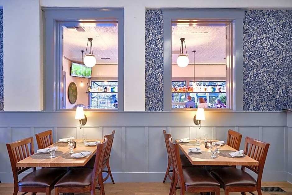 Calistoga Inn Restaurant and Brewery