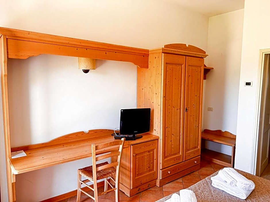 Hotel Ristorante La Baitina