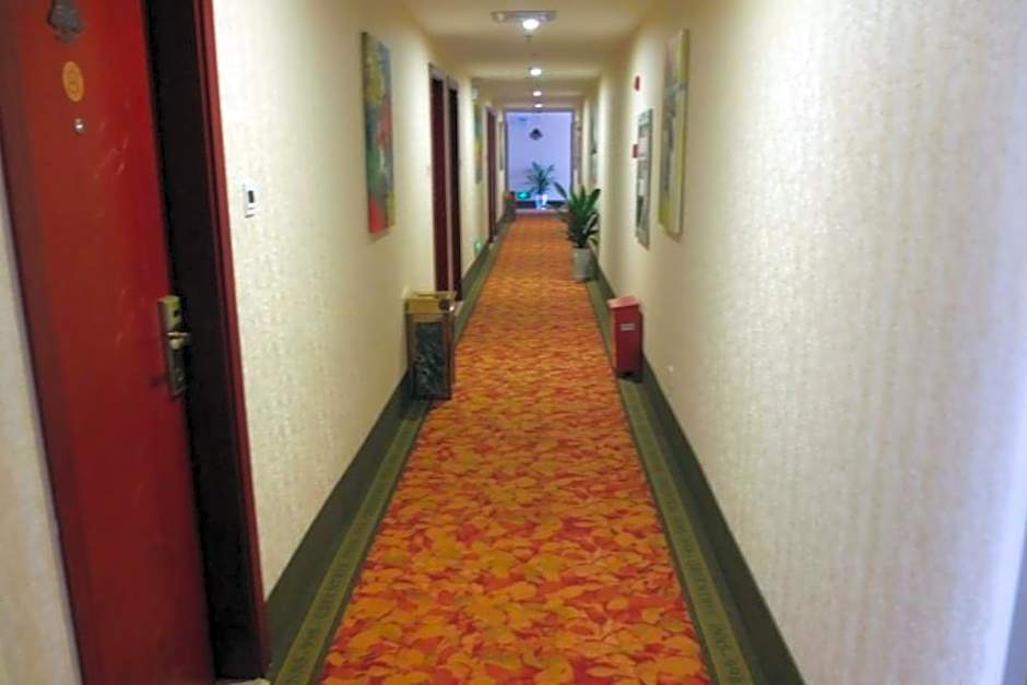 GreenTree Inn Jiangsu Wuxi Jiangyin North Huancheng Road Walking Street Express Hotel