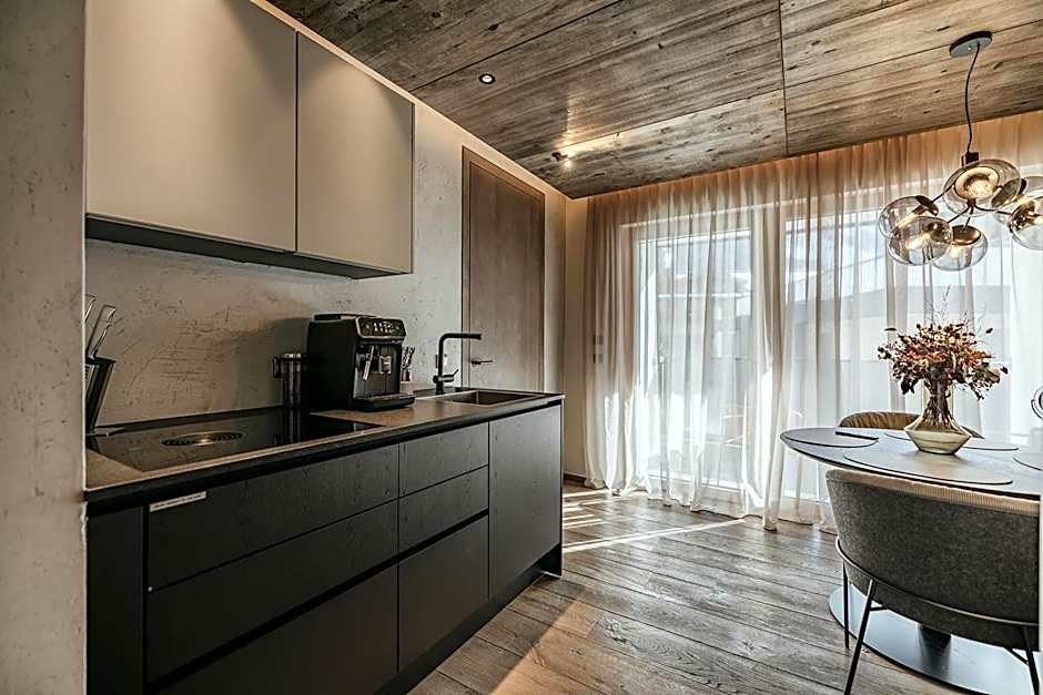 The Black Eagle Luxury Appartements