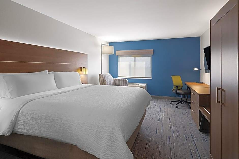 Holiday Inn Express Sheboygan-Kohler / I-43 By IHG