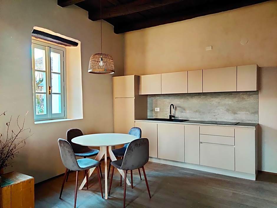 Dandelion Como Suites & Park