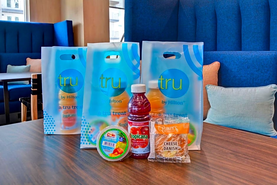 Tru By Hilton St. Petersburg Downtown Central Ave, FL