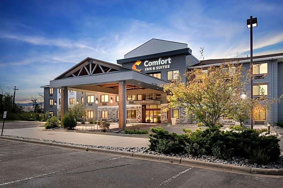 Comfort Inn & Suites Mountain Iron and Virginia