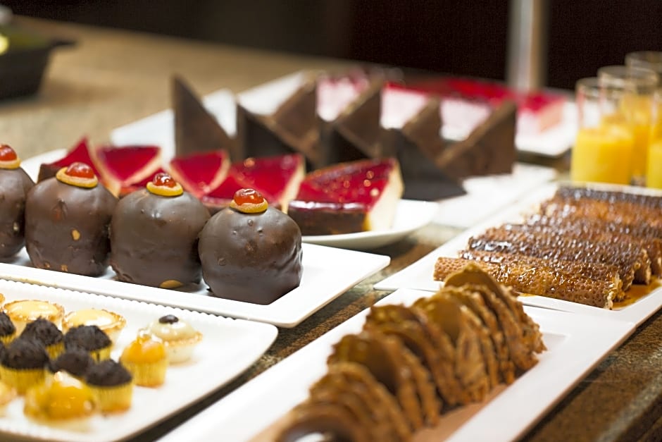 Fun Aragon Hills Hotel & Spa