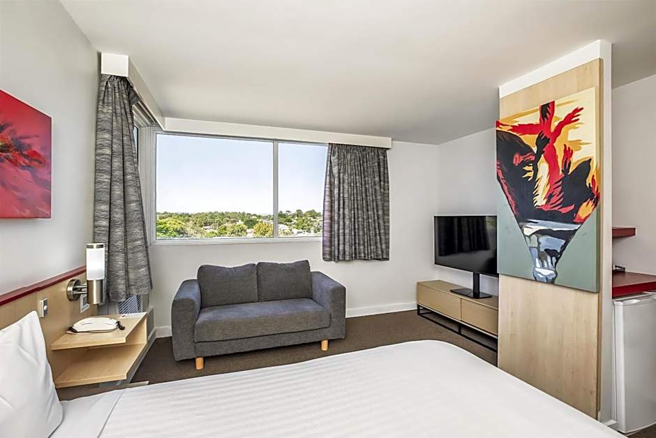 Metro Hotel Perth
