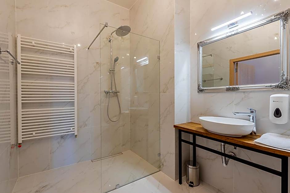 Kamienica Zamenhofa - Apartamenty na wynajem