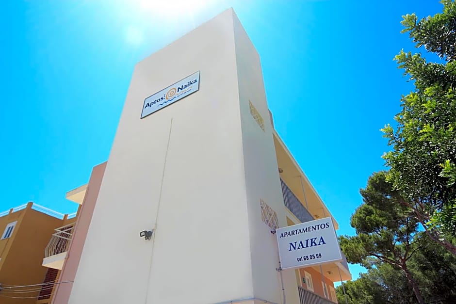 Naika Studios & Apartments