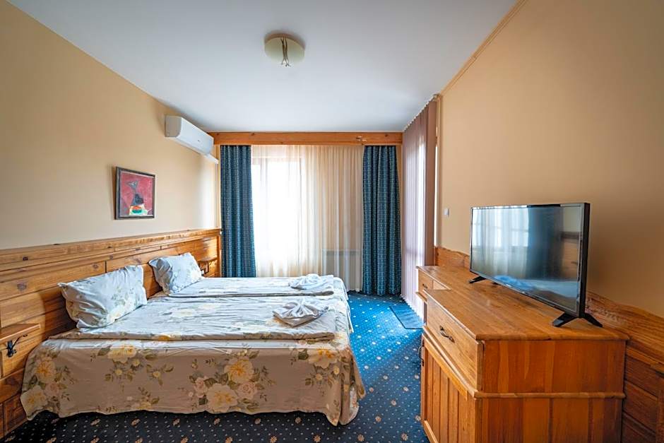 Kap House Family Hotel