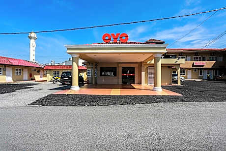 OYO 44094 Bangi Lanai Hotel