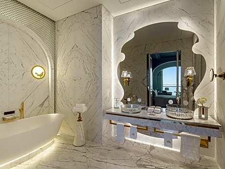 Gulf Signature Suite