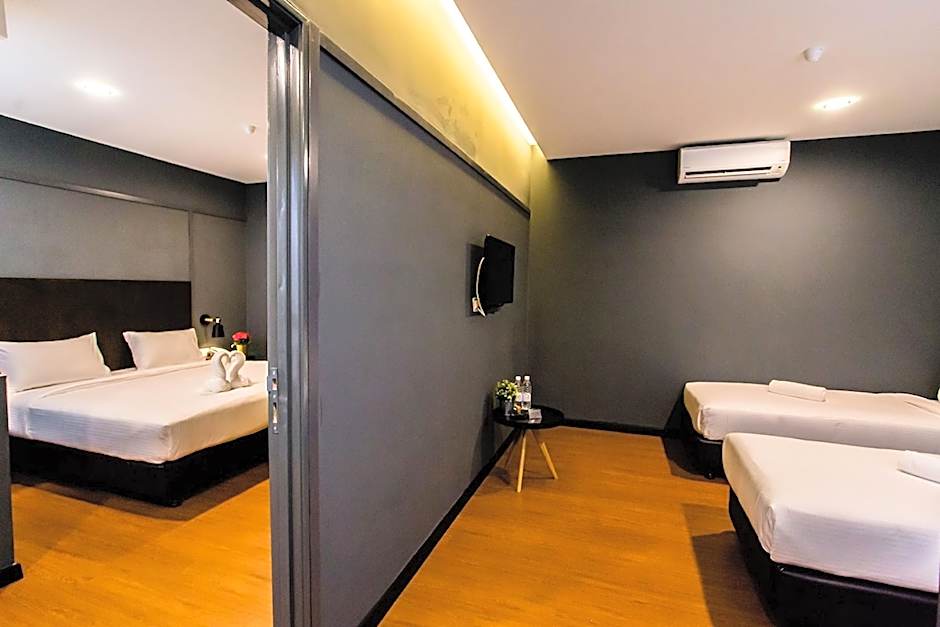 Jenjarom Boutique Hotel