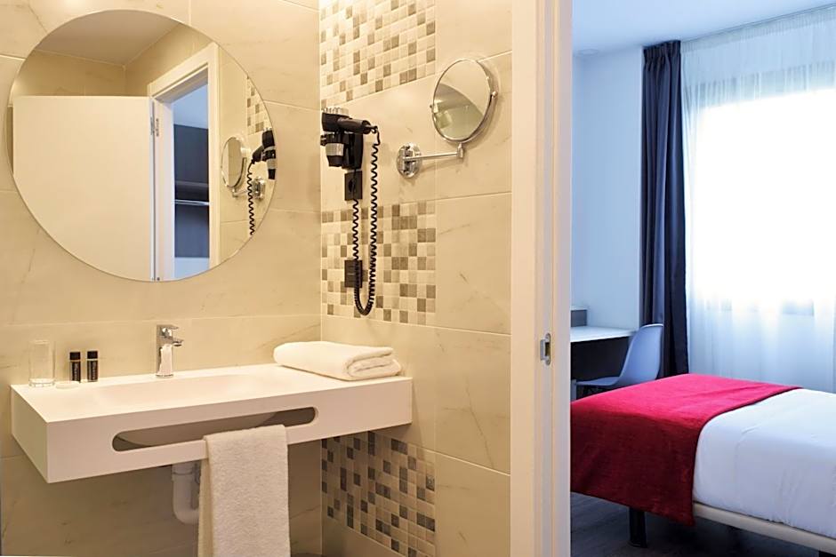 Hotel New Bilbao Airport