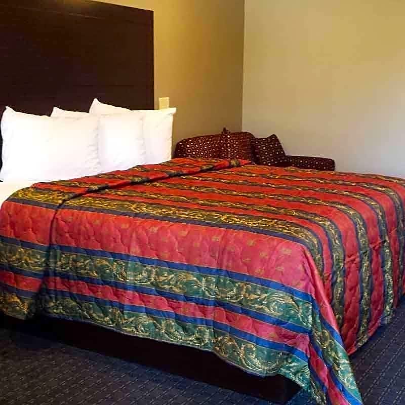 Classic Inn and Suites Humble