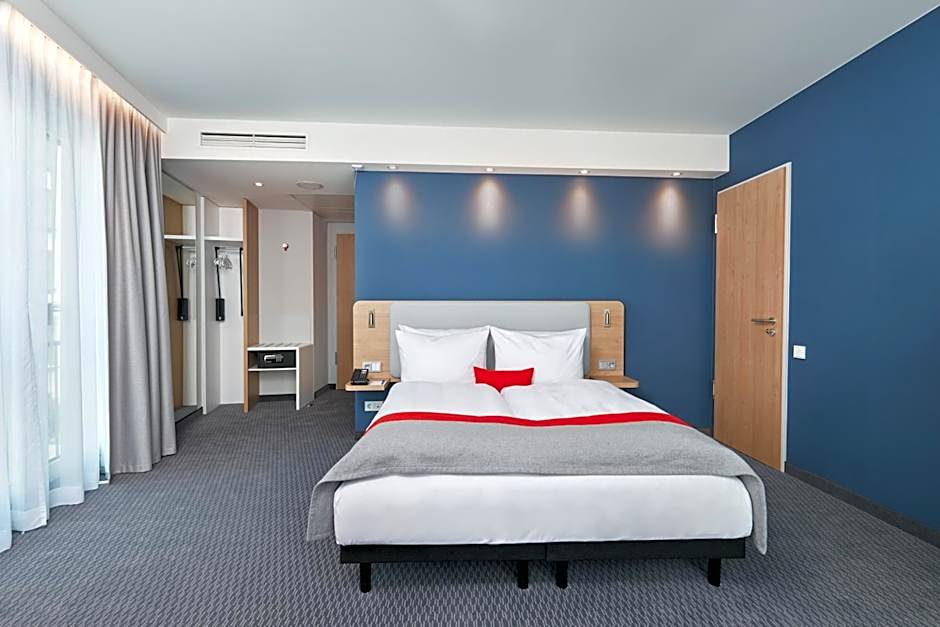 Holiday Inn Express Berlin - Alexanderplatz By IHG