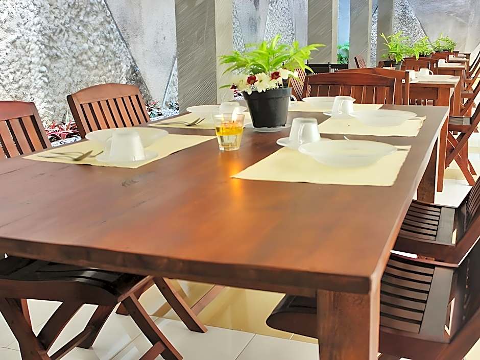 Marni Mulya Guest House