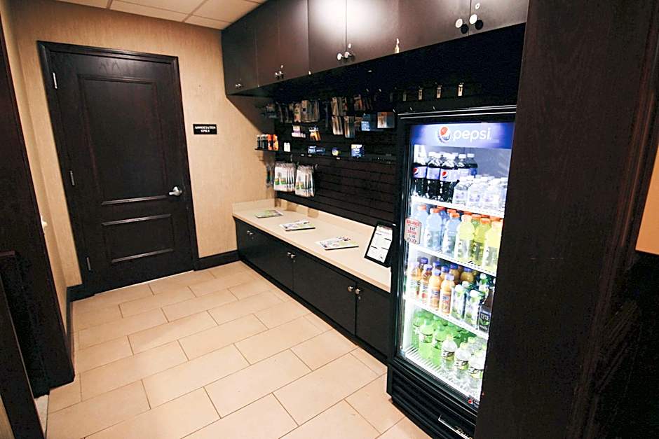 Wyndham Providence Airport