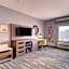 Hampton Inn By Hilton & Suites Portland, ME