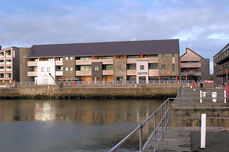 Premier Inn Caernarfon