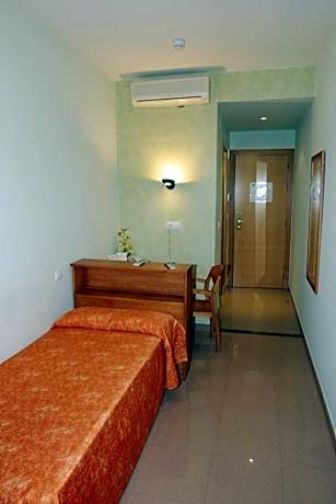 Hotel Fonda Neus